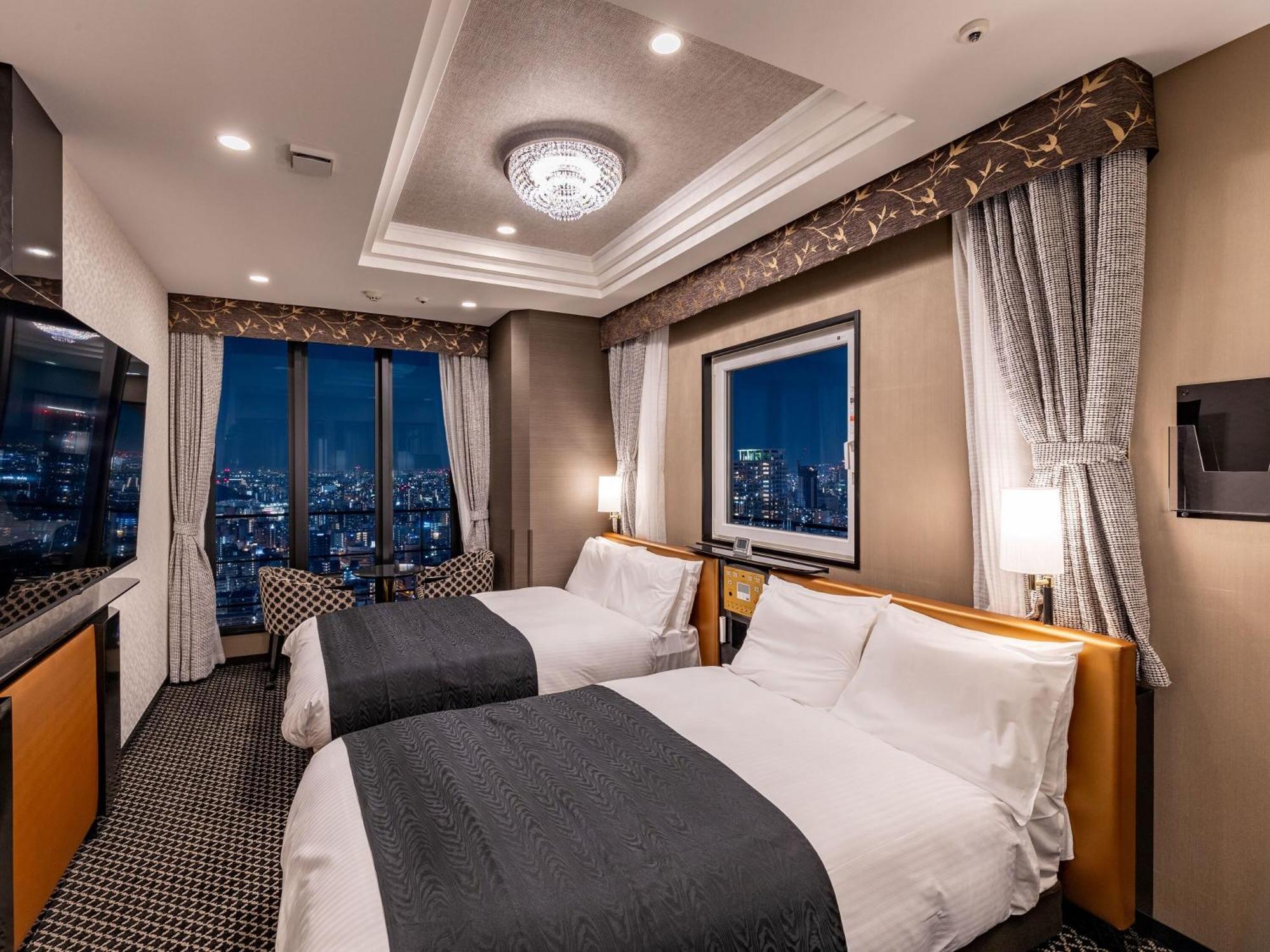 Hotel Apa & Namba Ekimae Tower Ōsaka